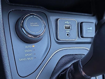 2021 Jeep Cherokee Latitude Lux 4X4