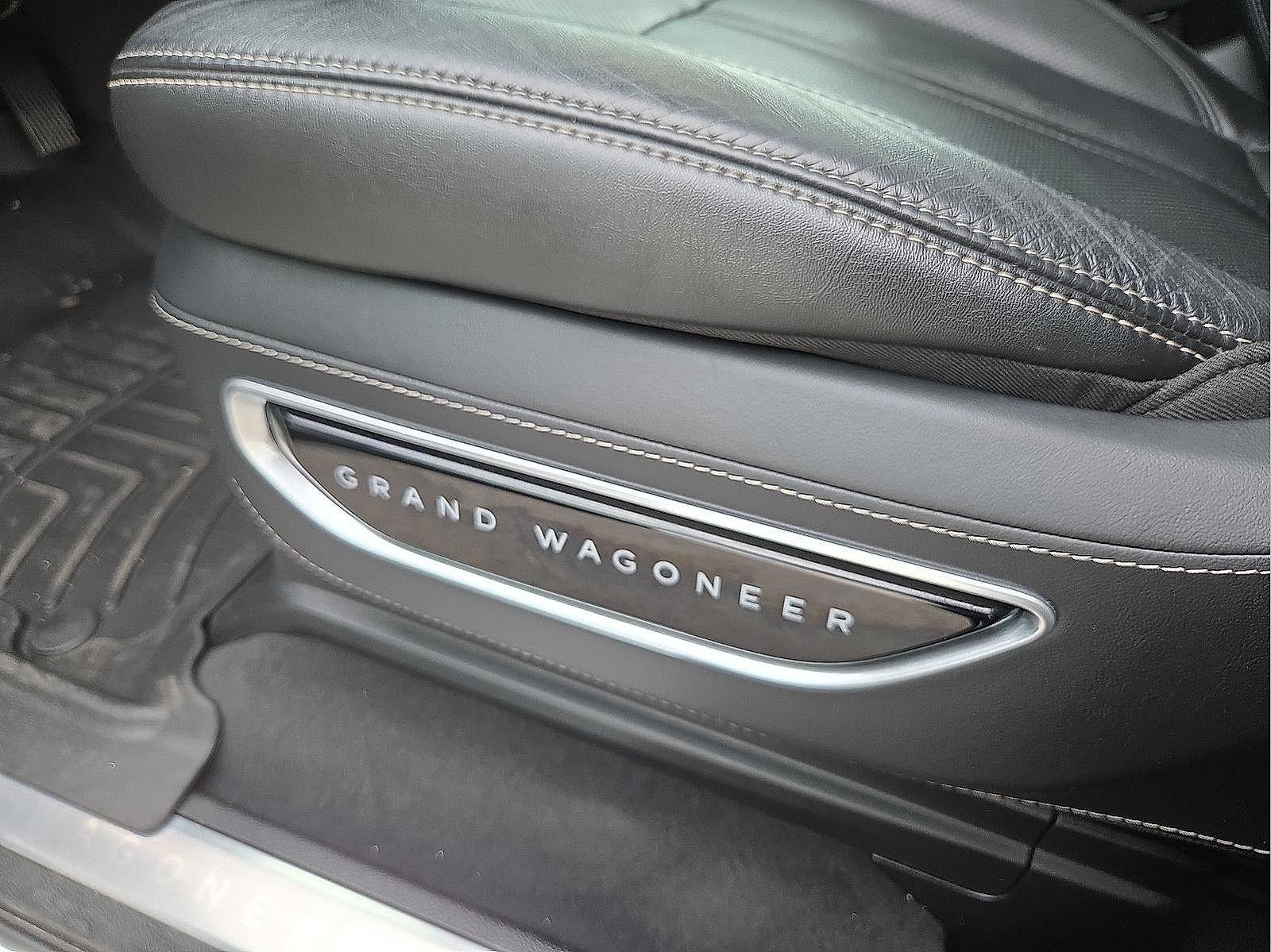 2023 Jeep Grand Wagoneer Base