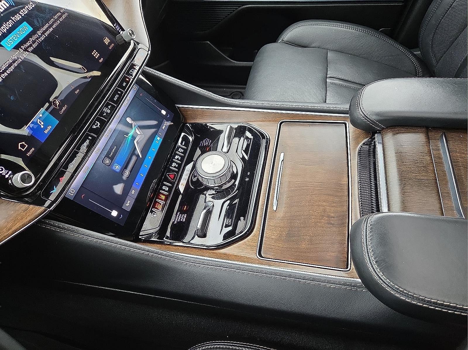 2023 Jeep Grand Wagoneer Base