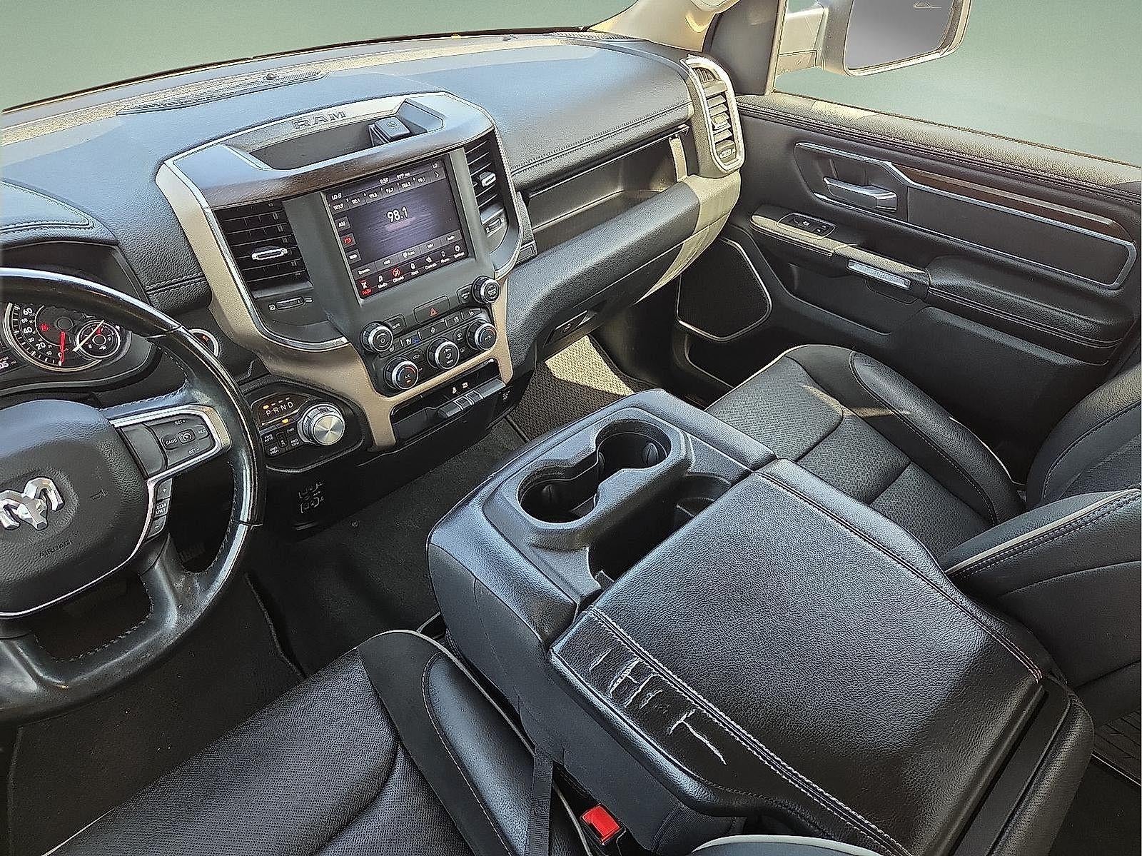 2021 RAM 1500 Laramie Crew Cab 4x4 5'7" Box