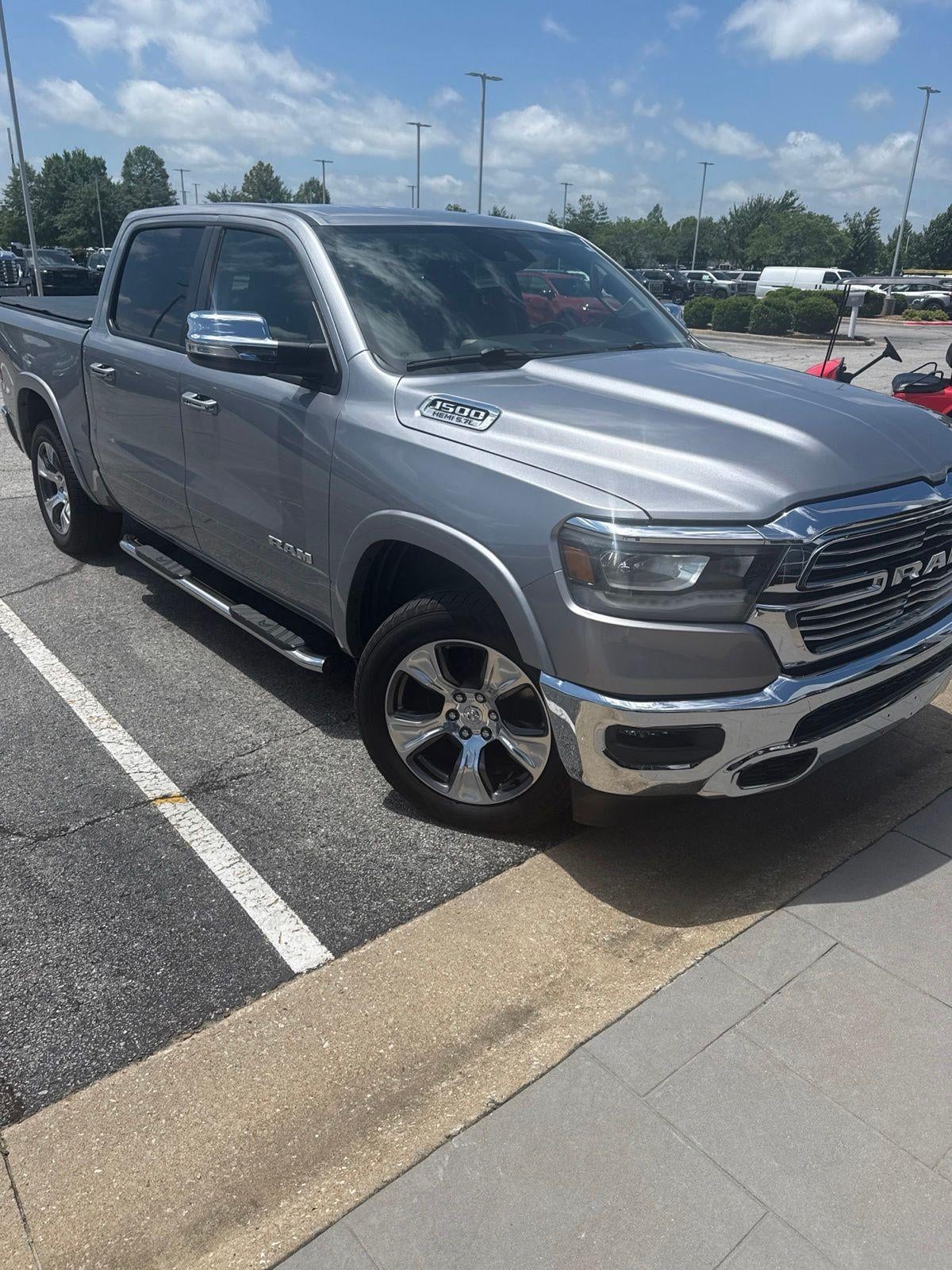 2021 RAM 1500 Laramie Crew Cab 4x4 5'7" Box