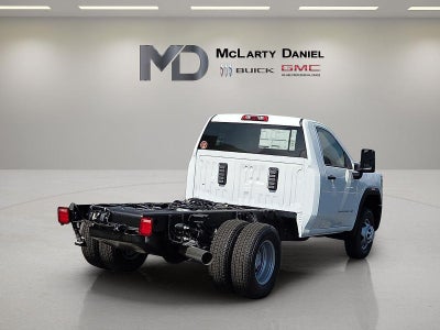 2026 GMC Sierra 3500 HD Chassis Cab Pro