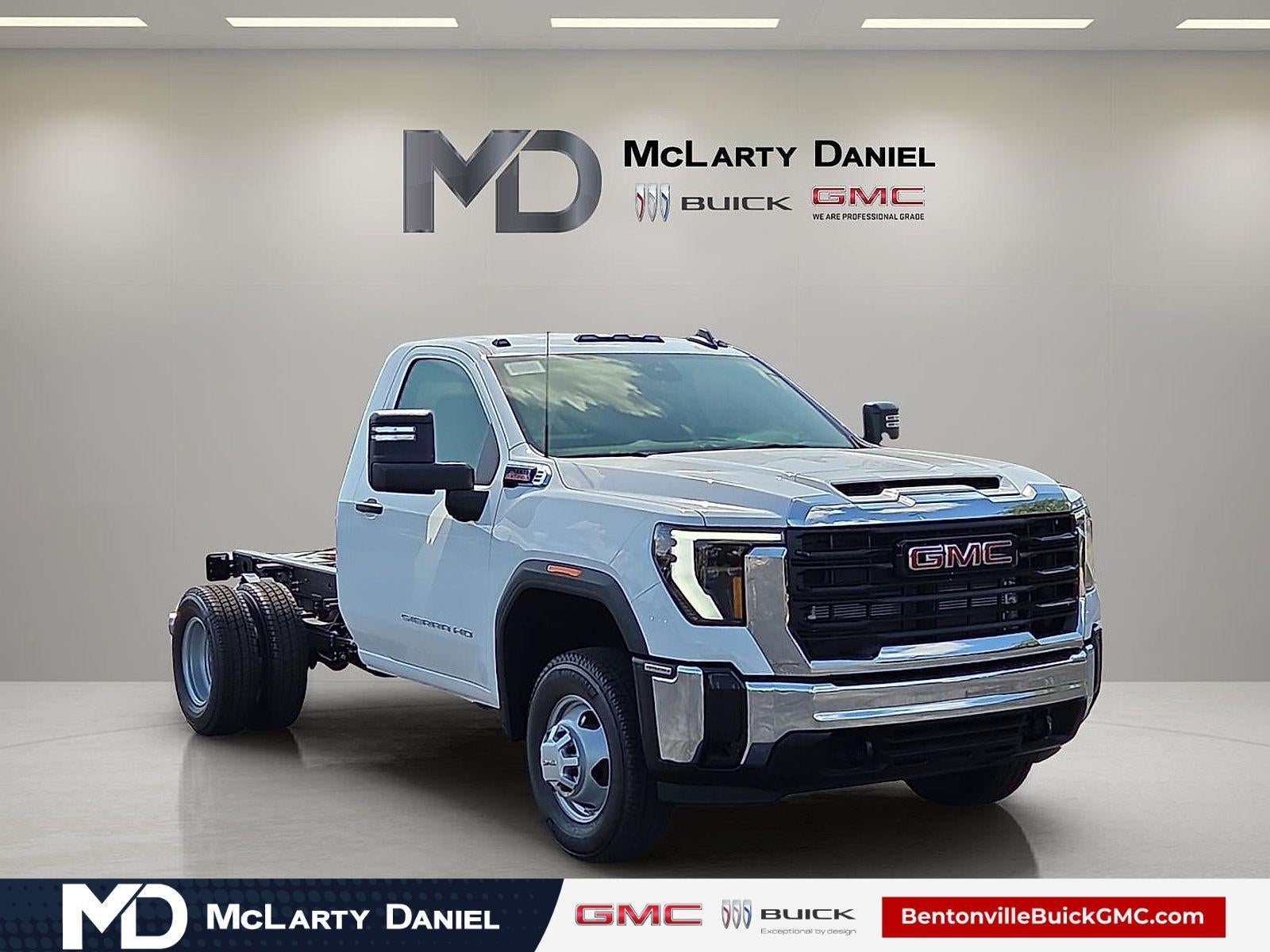 2026 GMC Sierra 3500 HD Chassis Cab Pro