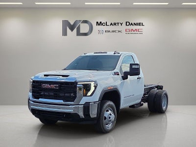 2026 GMC Sierra 3500 HD Chassis Cab Pro