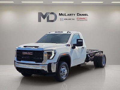 2026 GMC Sierra 3500 HD Chassis Cab Pro