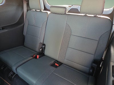 2027 GMC Acadia AT4