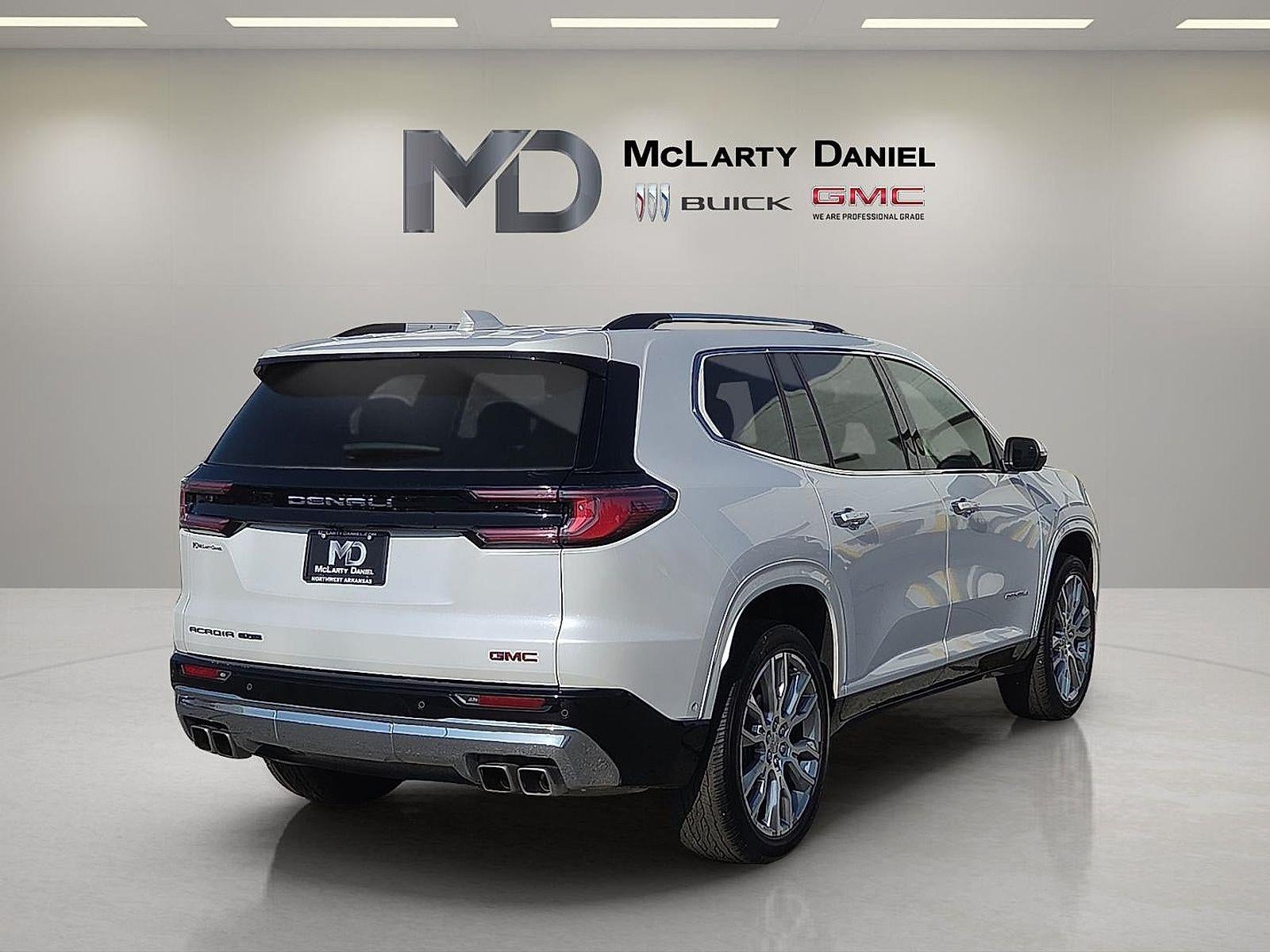 2024 GMC Acadia Denali