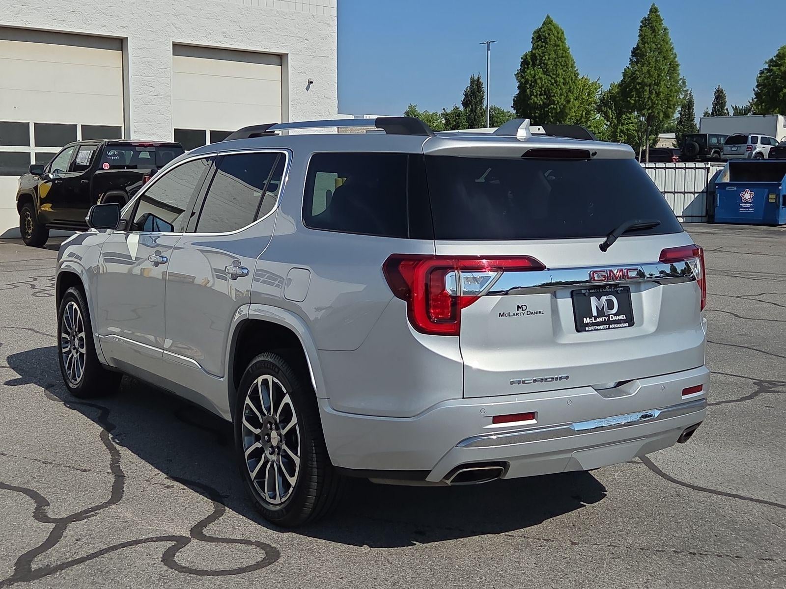 2020 GMC Acadia Denali