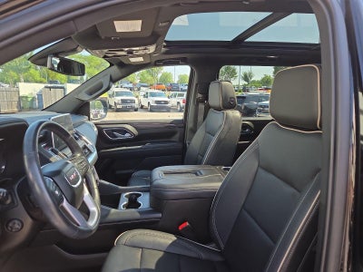 2022 GMC Yukon XL SLT