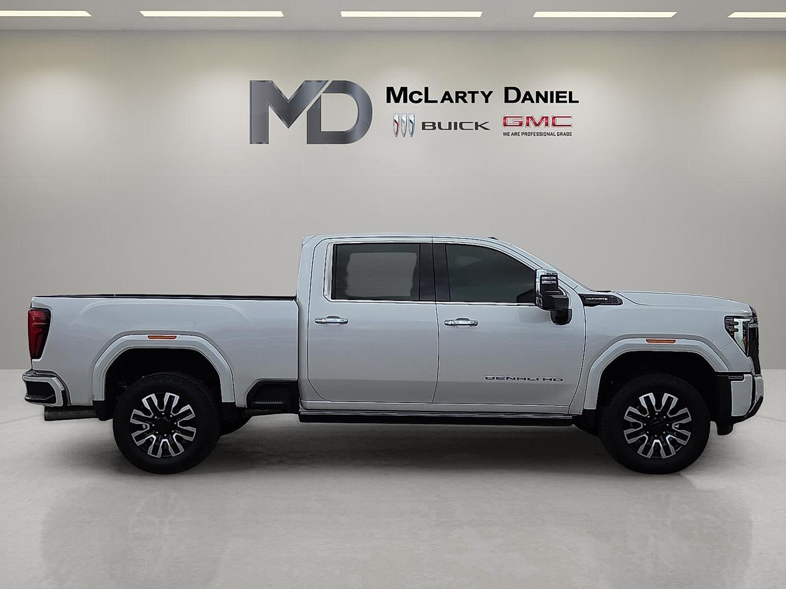 2024 GMC Sierra 3500 HD Denali Ultimate