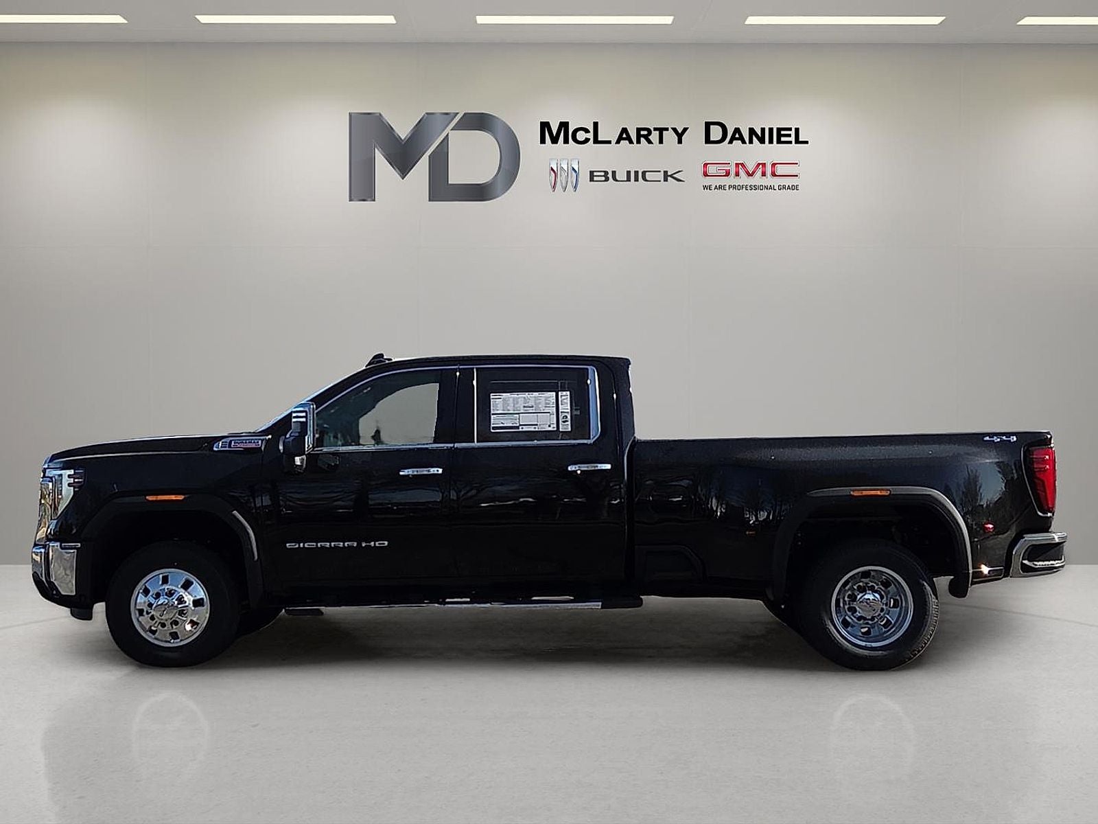 2026 GMC Sierra 3500 HD SLT DRW