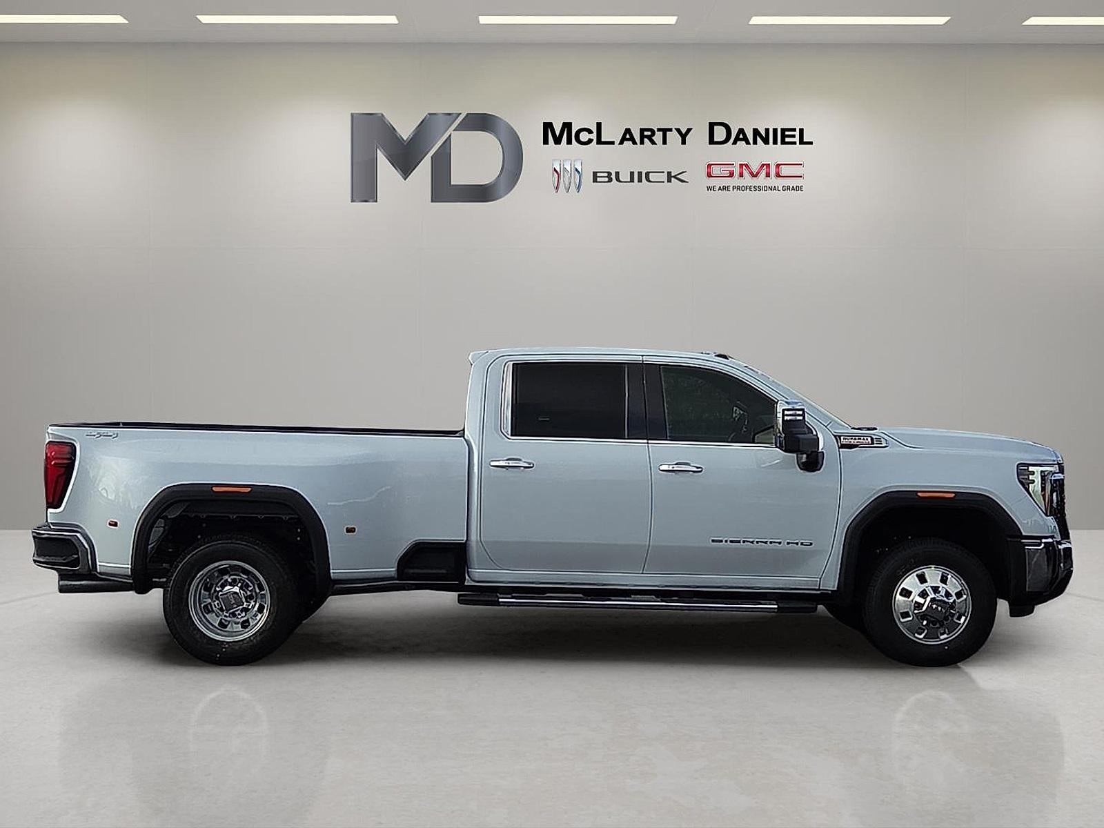 2026 GMC Sierra 3500 HD SLT DRW