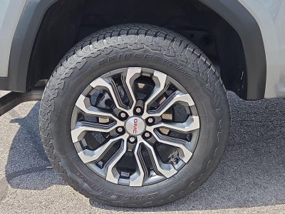 2024 GMC Canyon Denali