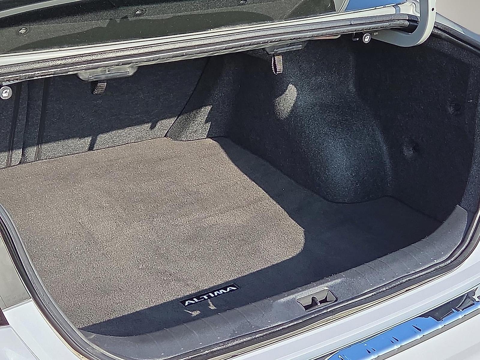 2023 Nissan Altima SR FWD