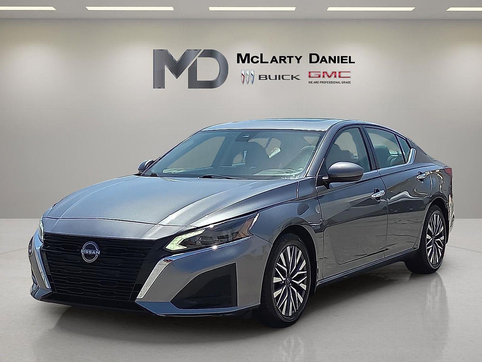 2023 Nissan Altima SV FWD
