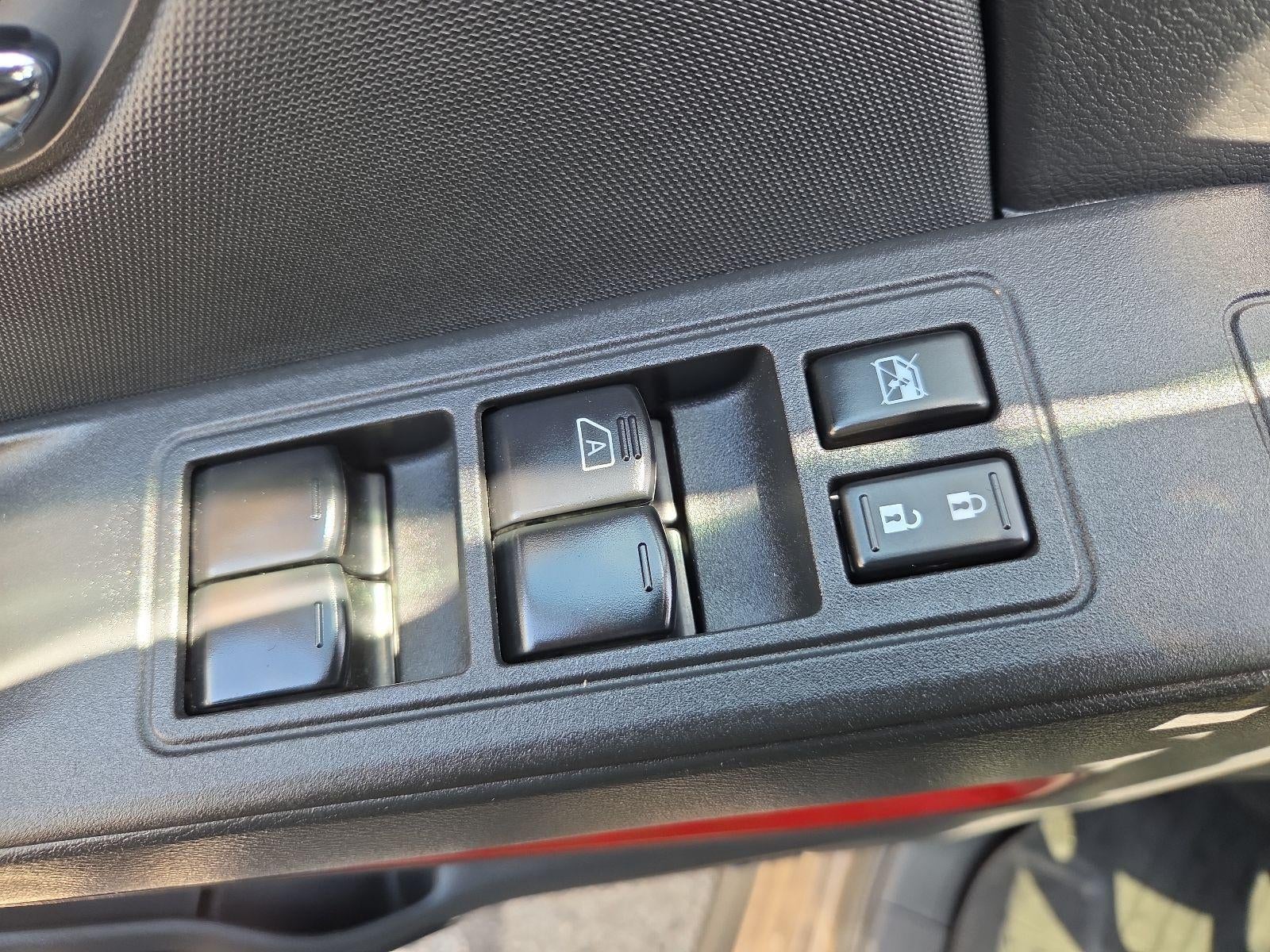 2024 Nissan Frontier Crew Cab PRO-4X 4x4