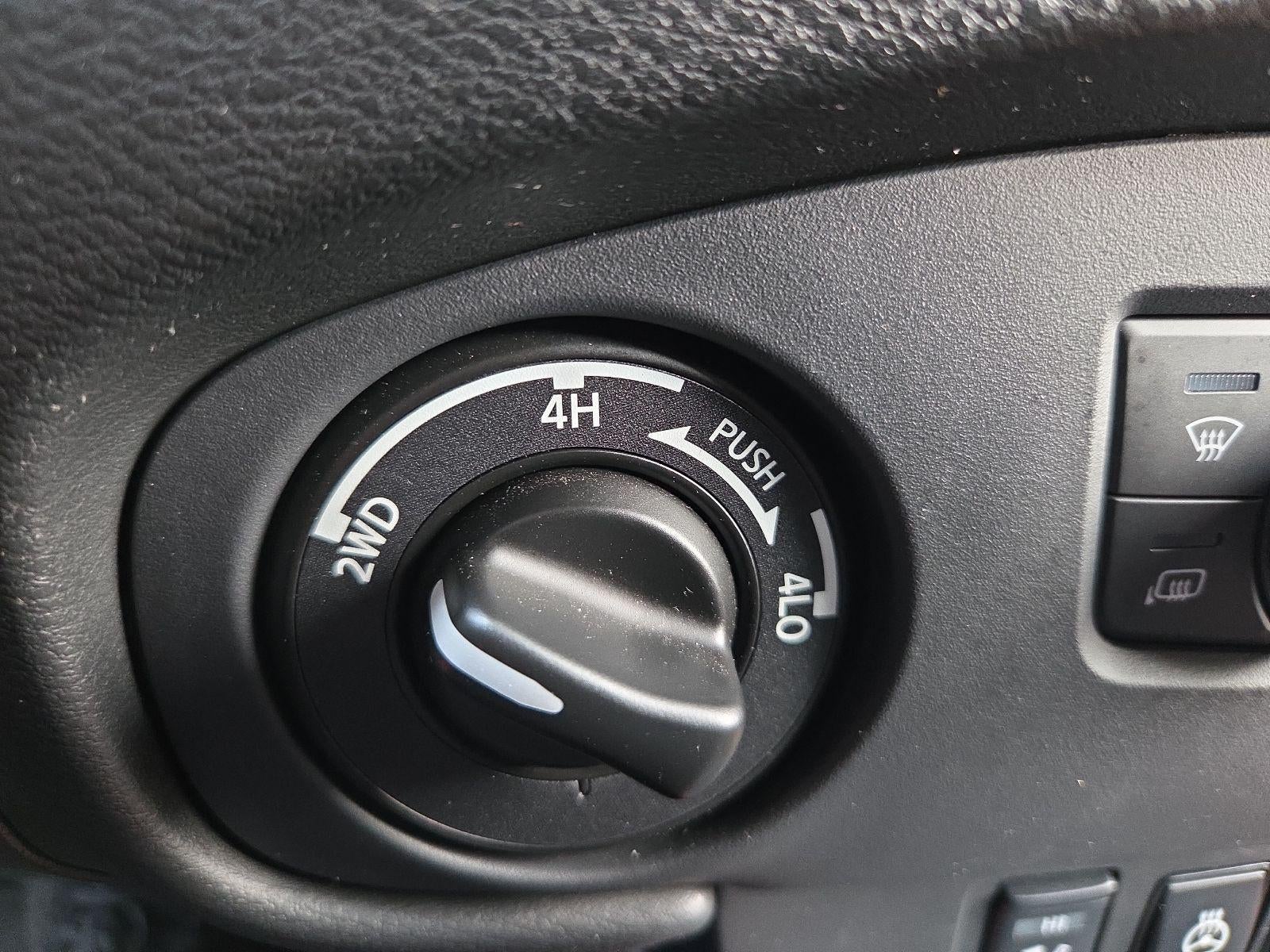 2024 Nissan Frontier Crew Cab PRO-4X 4x4