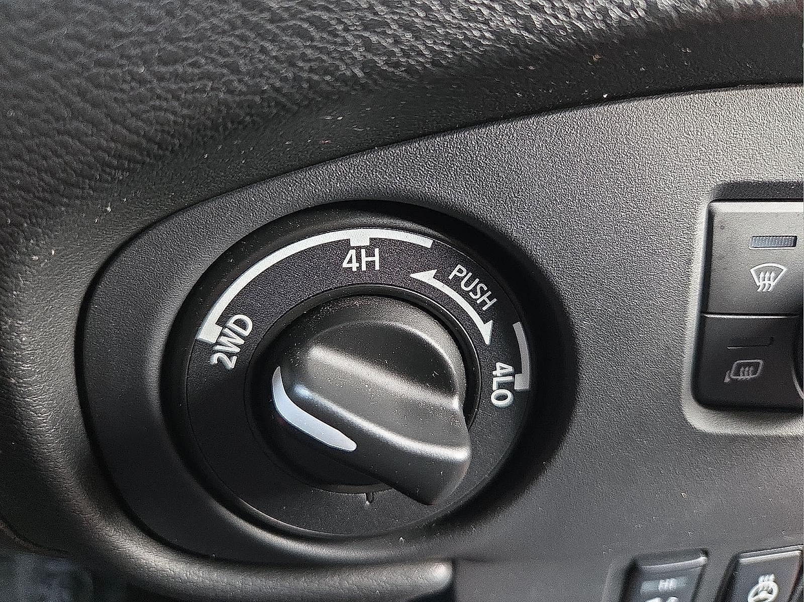 2024 Nissan Frontier Crew Cab PRO-4X 4x4