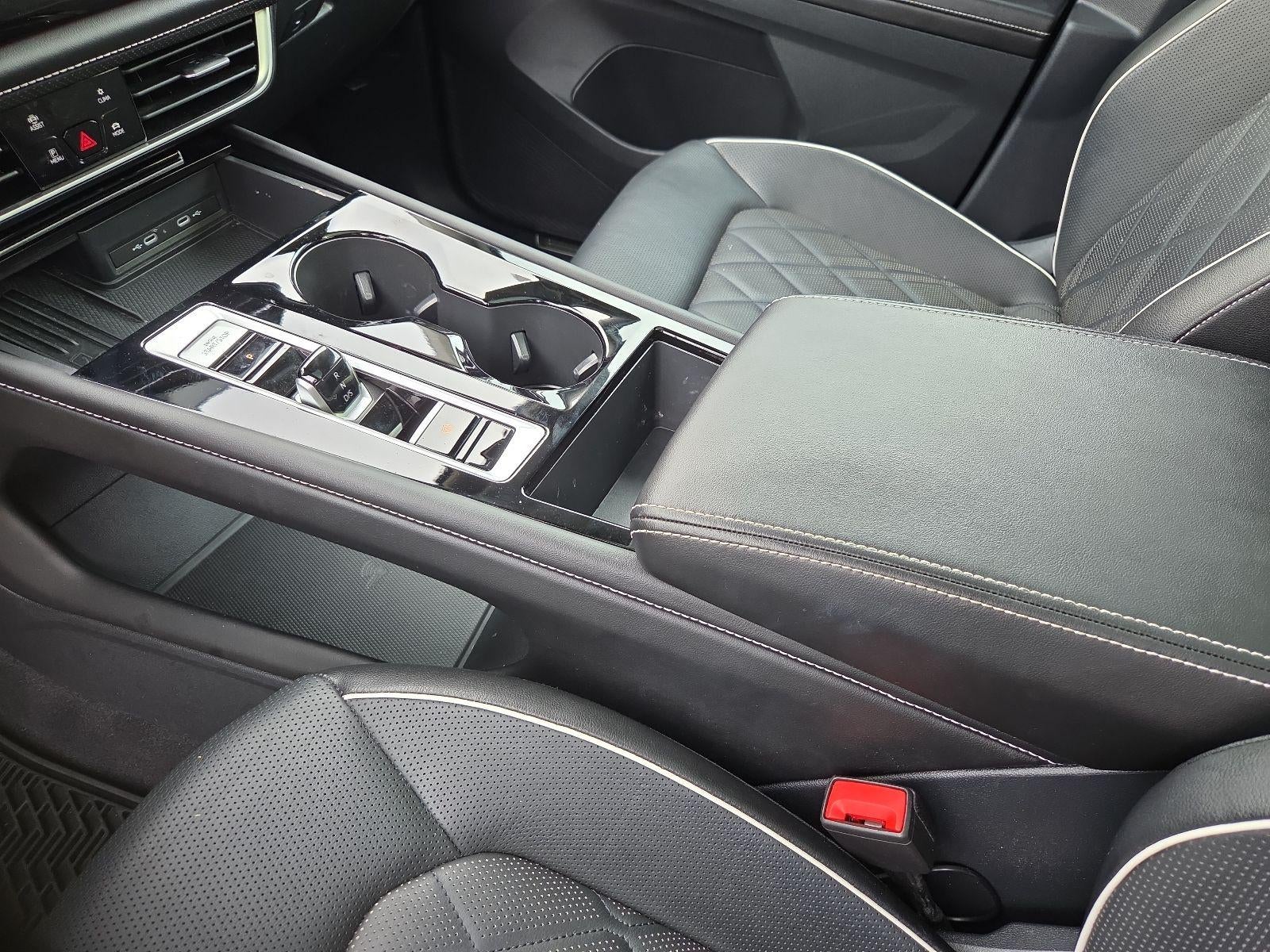 2025 Volkswagen Atlas 2.0T SEL Premium R-Line