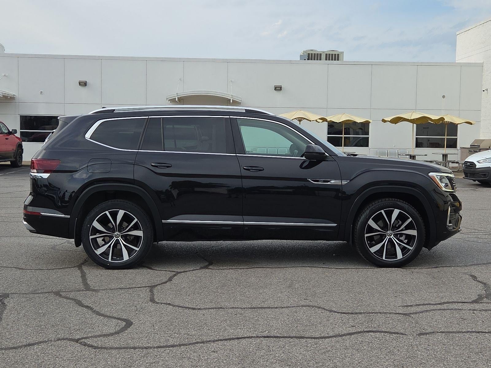 2025 Volkswagen Atlas 2.0T SEL Premium R-Line