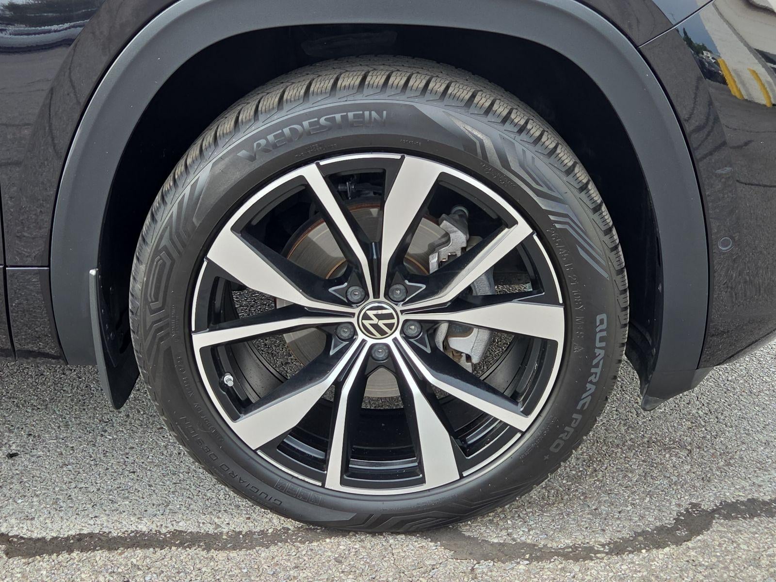 2025 Volkswagen Atlas 2.0T SEL Premium R-Line
