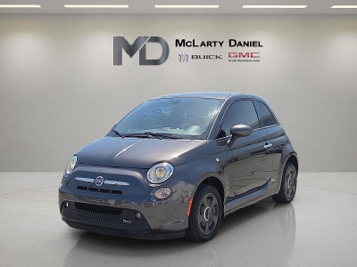 2019 FIAT 500e Base