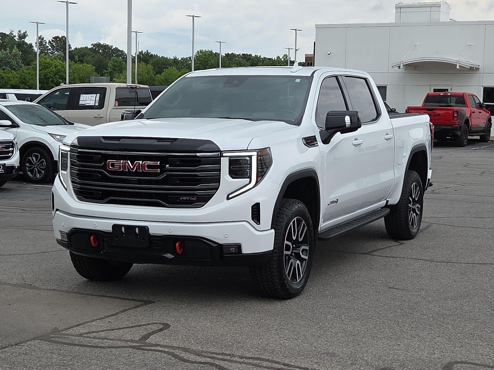 2025 GMC Sierra 1500 AT4