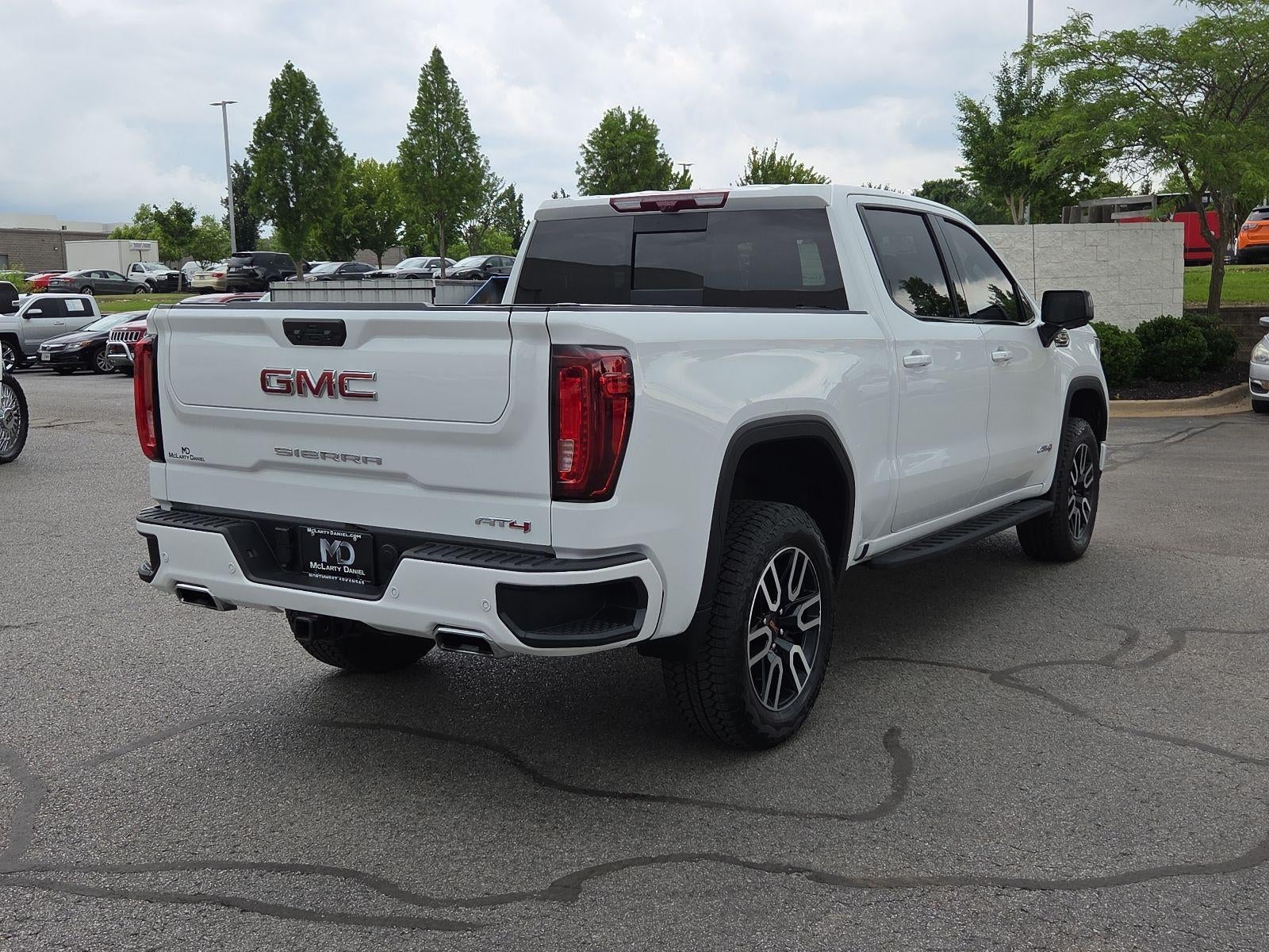2025 GMC Sierra 1500 AT4