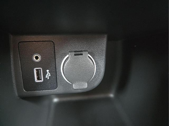 2023 Nissan Kicks S Xtronic CVT