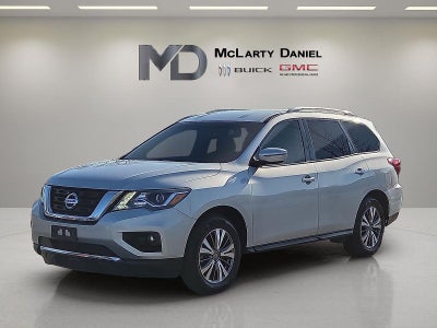 2019 Nissan Pathfinder SV