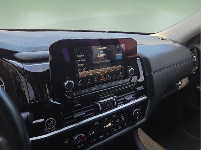 2024 Nissan Pathfinder SV 4WD