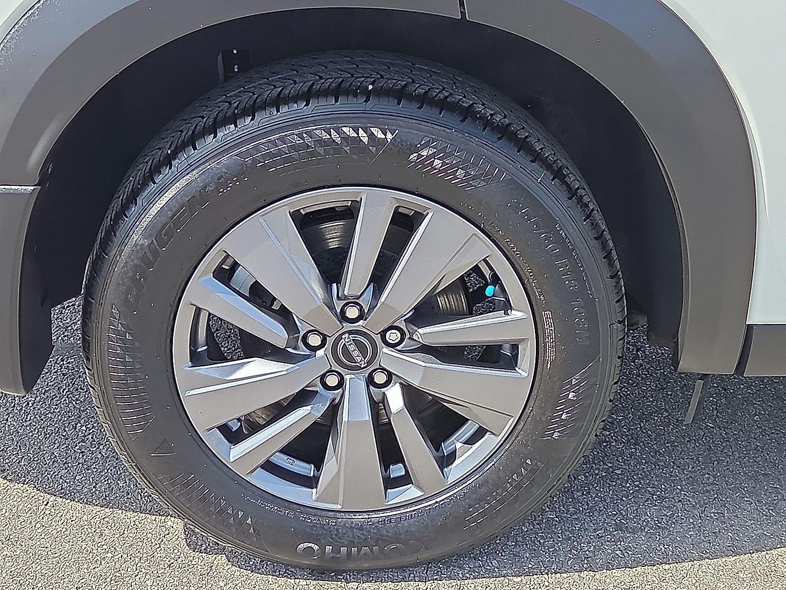 2024 Nissan Pathfinder SV 4WD