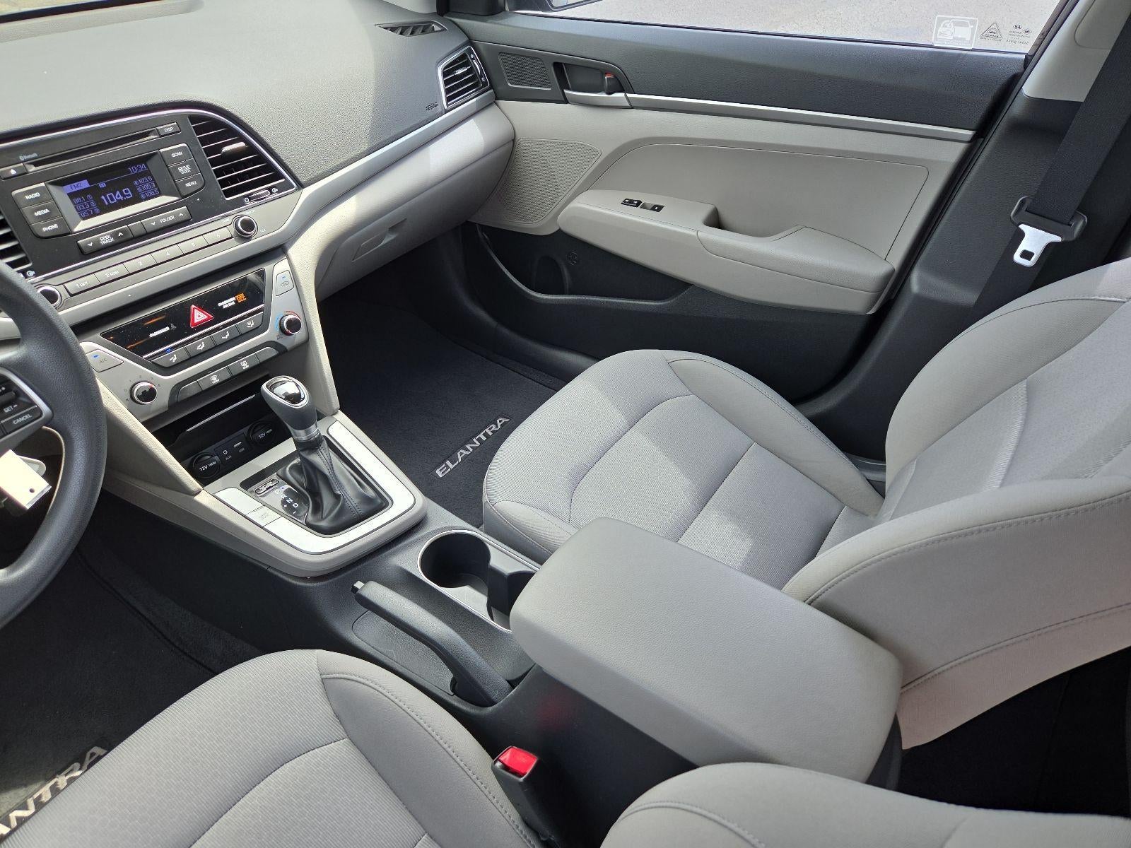 2018 Hyundai Elantra SE