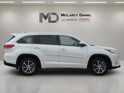 2017 Toyota Highlander XLE