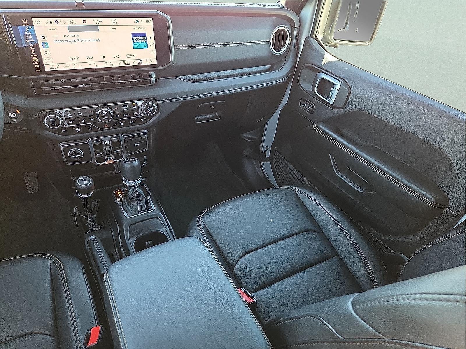 2024 Jeep Wrangler 4-Door Sahara 4x4