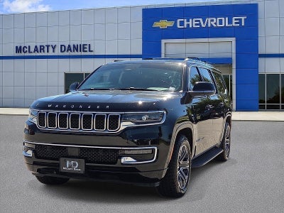 2023 Jeep Wagoneer L Base