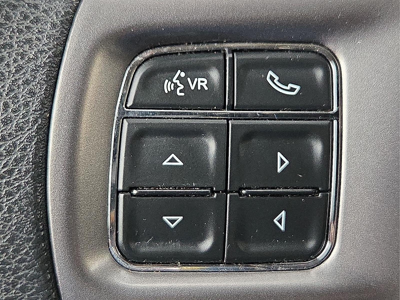 2023 RAM 1500 Classic SLT Crew Cab 4x2 5'7" Box