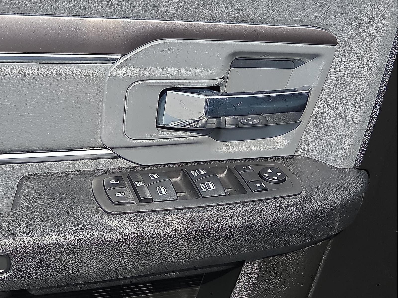 2023 RAM 1500 Classic SLT Crew Cab 4x4 5'7" Box