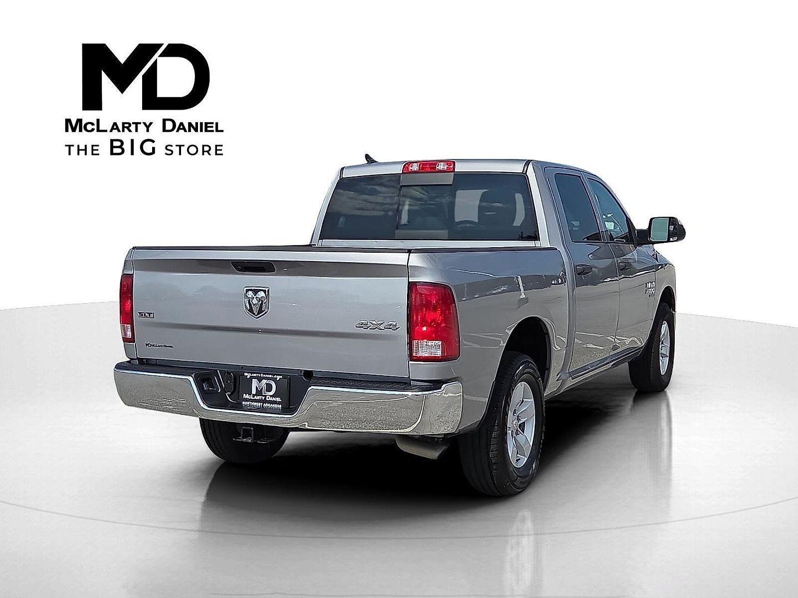 2023 RAM 1500 Classic SLT Crew Cab 4x4 5'7" Box