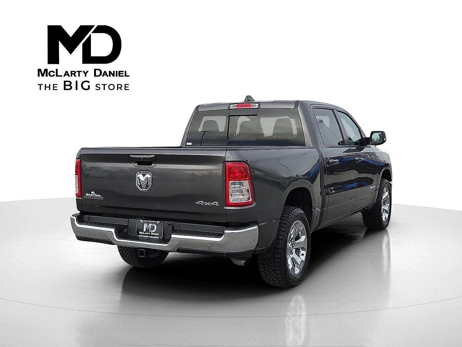 2022 RAM 1500 Big Horn Crew Cab 4x4 5'7" Box