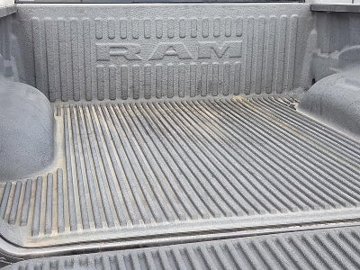 2022 RAM 1500 Big Horn Crew Cab 4x4 5'7" Box