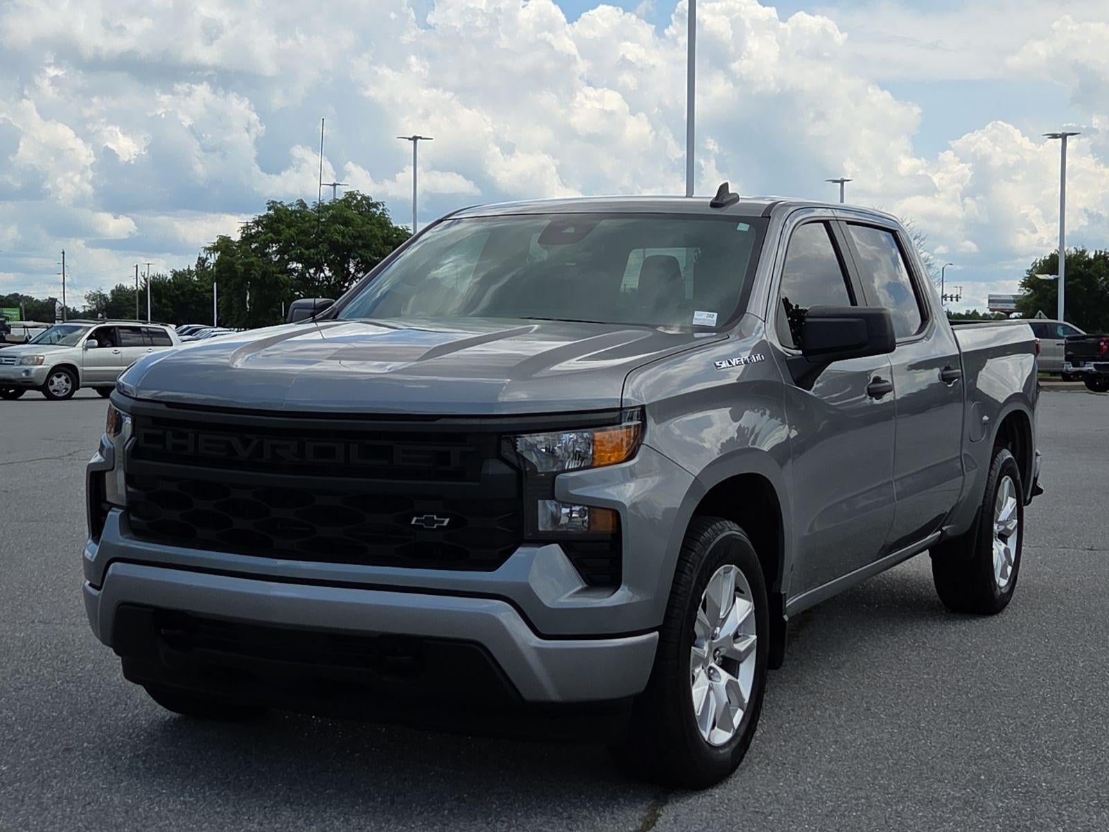 2023 Chevrolet Silverado 1500 Custom