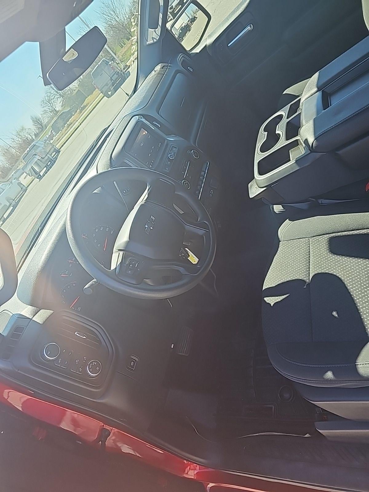 2021 Chevrolet Silverado 1500 Custom Trail Boss