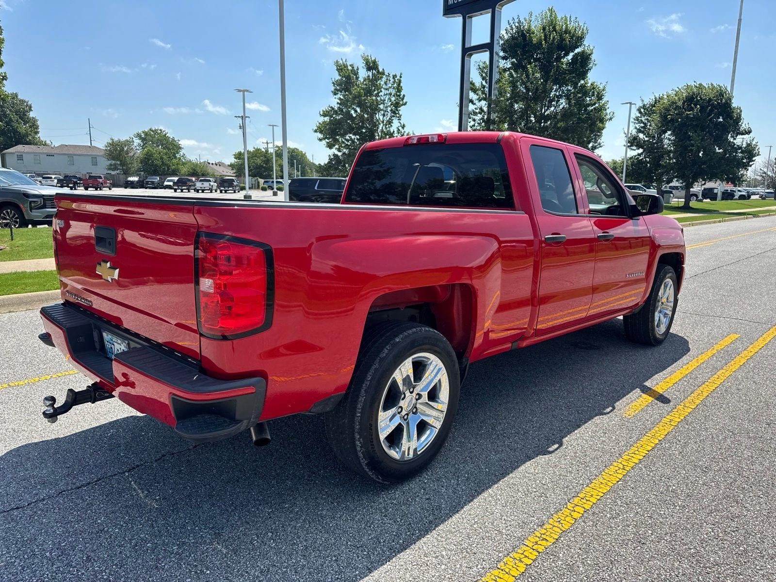 2018 Chevrolet Silverado 1500 Custom