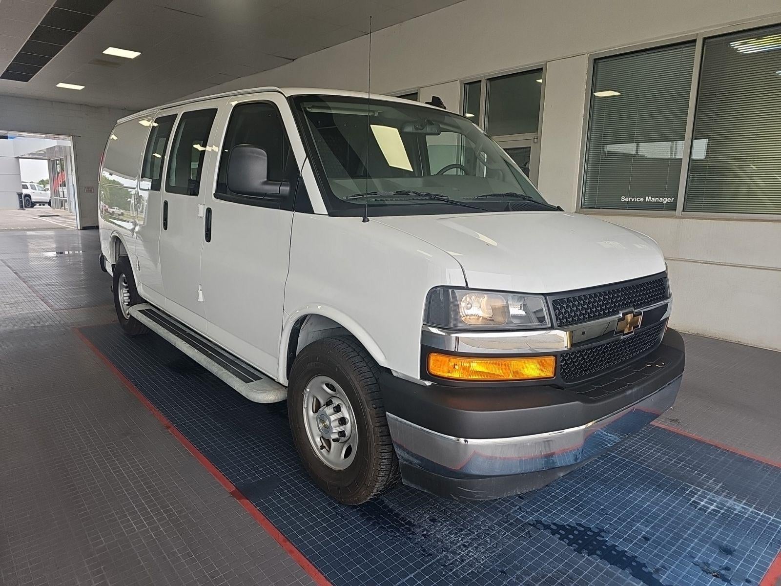 2025 Chevrolet Express Cargo Base