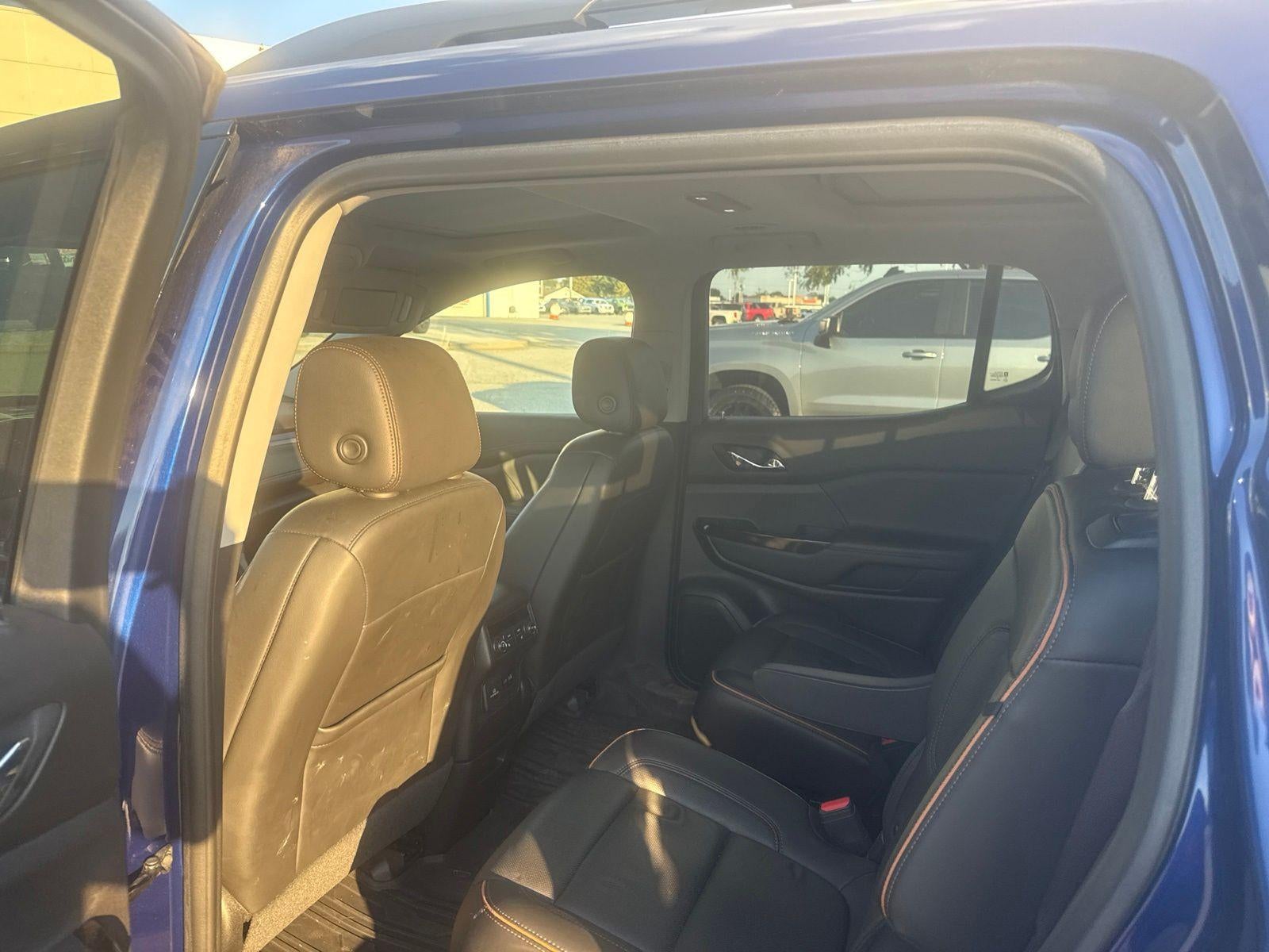 2023 GMC Acadia AT4