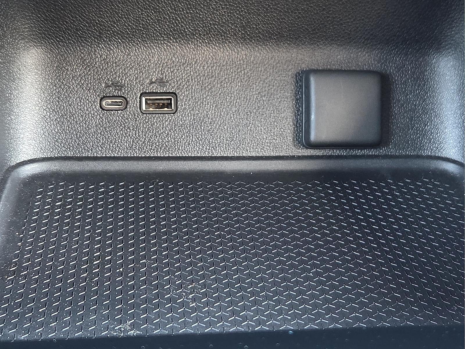 2024 Chevrolet Traverse LS