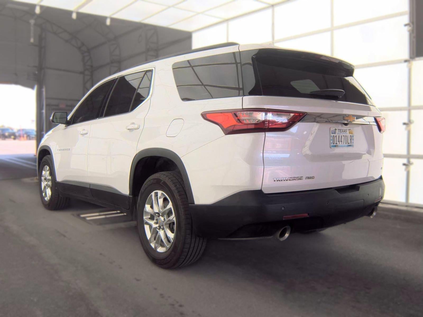 2020 Chevrolet Traverse LT Cloth