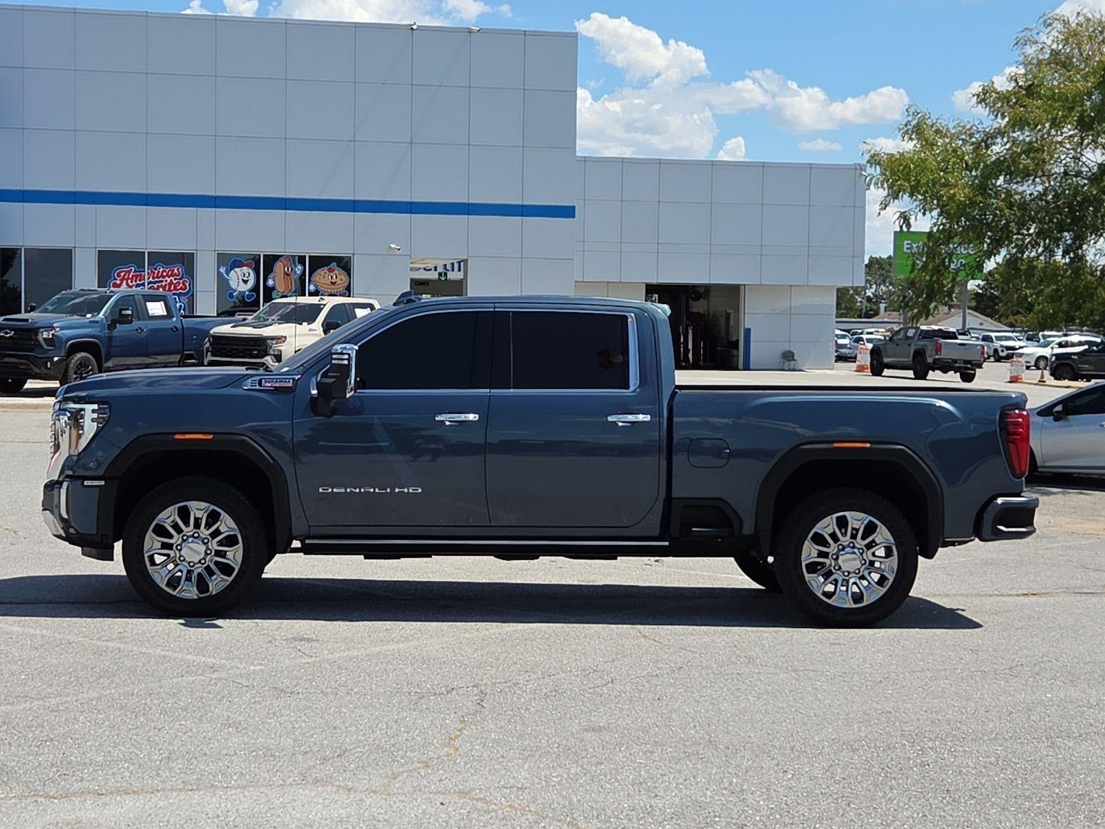 2025 GMC Sierra 2500 HD Denali