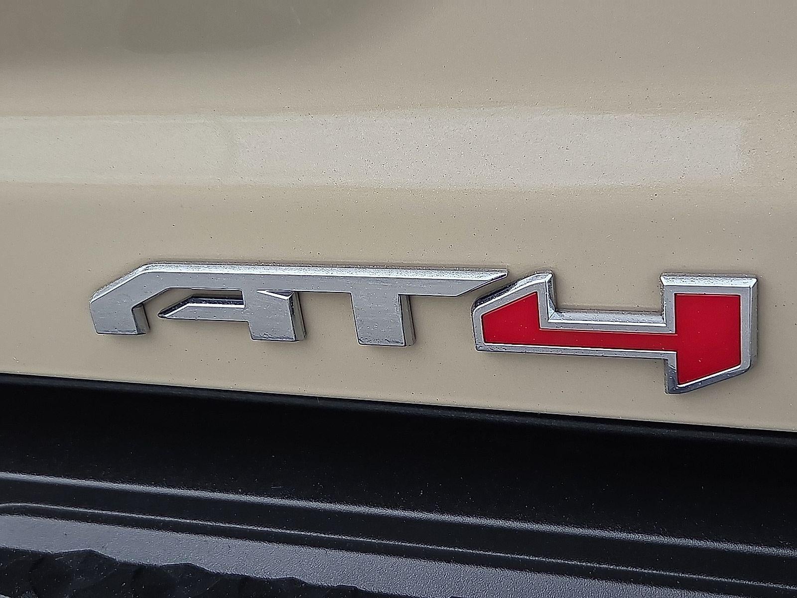 2023 GMC Canyon AT4